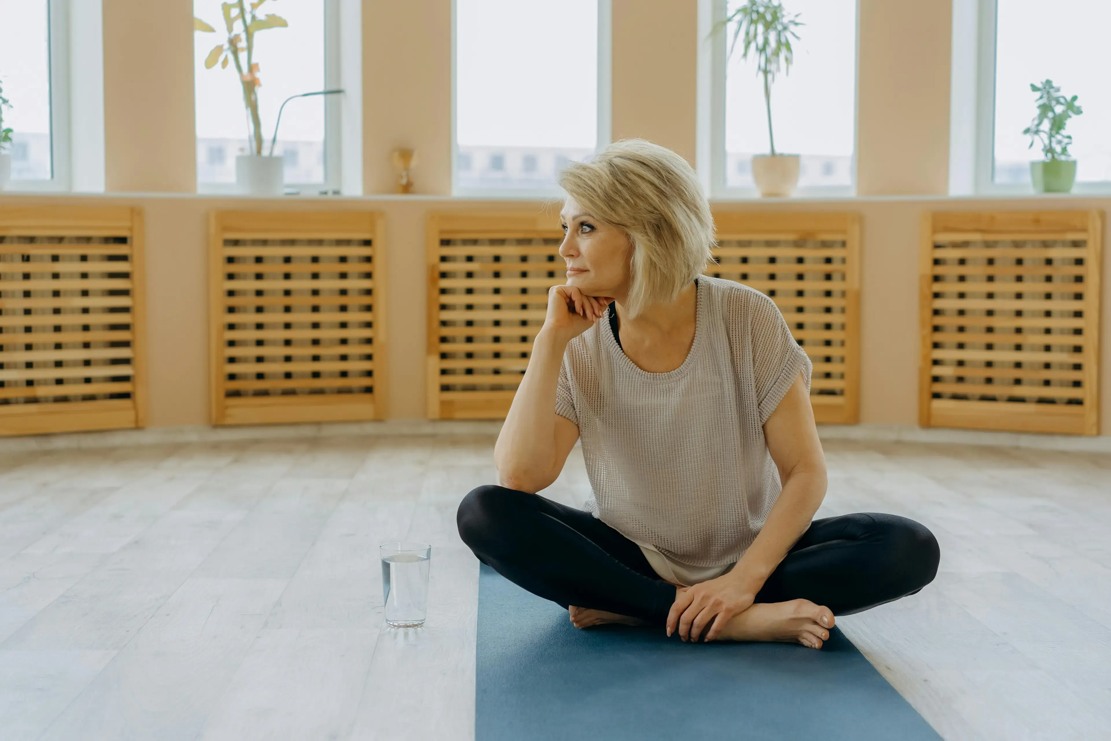 A woman after following the Thyroid Detox.