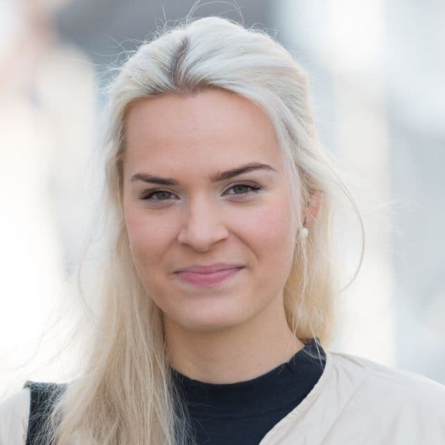 Jessica L., 29.