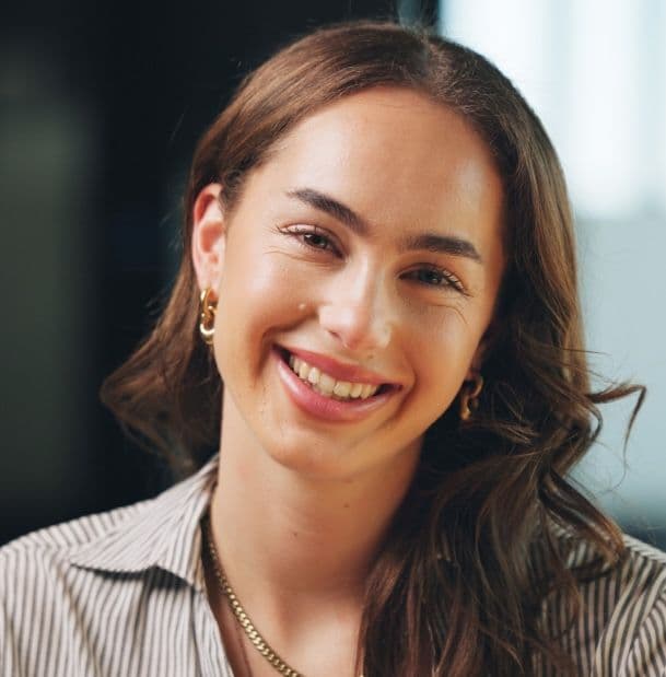 Sahar M., 34. 